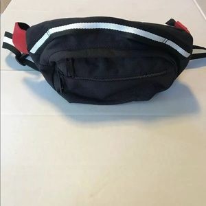 Women’s fanny pack in black/white new